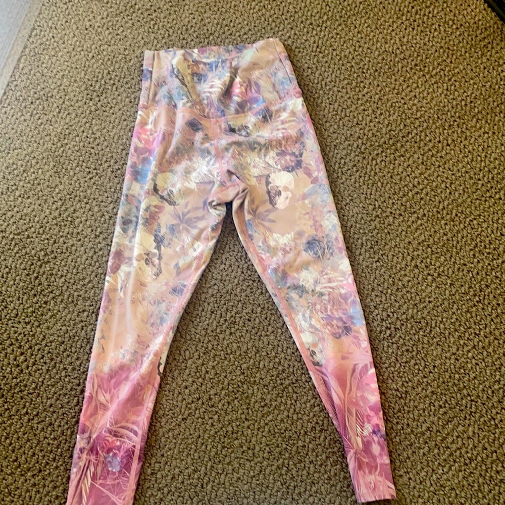 Smooth patterned leggings/yoga pants